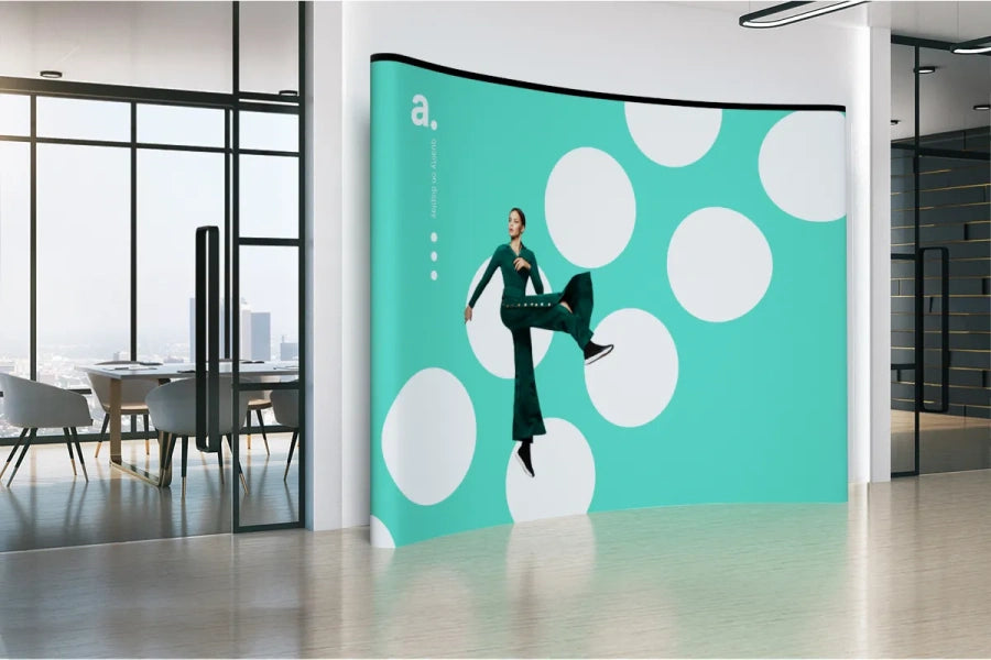 adWall Smart Curved